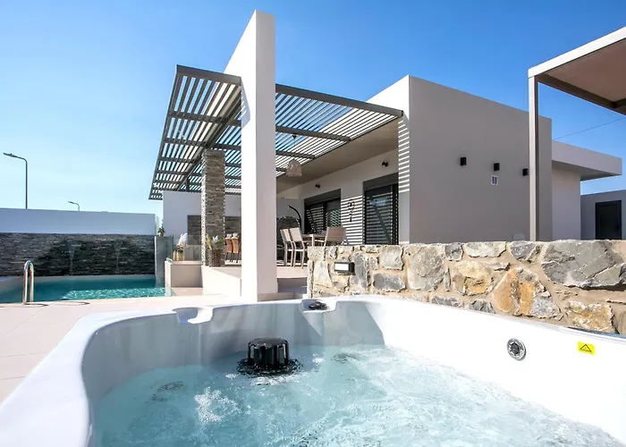 Kiki Luxury * Afantou