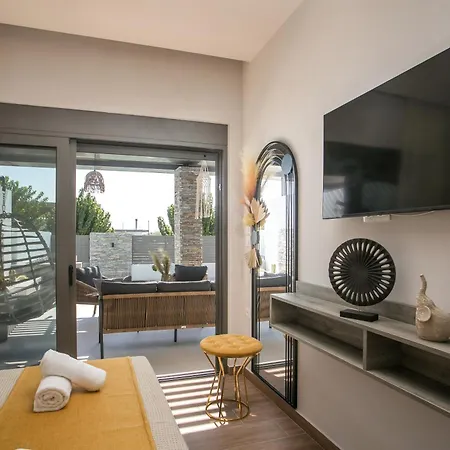 Kiki Luxury
