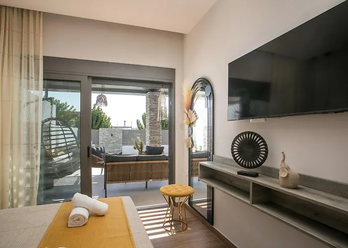Kiki Luxury