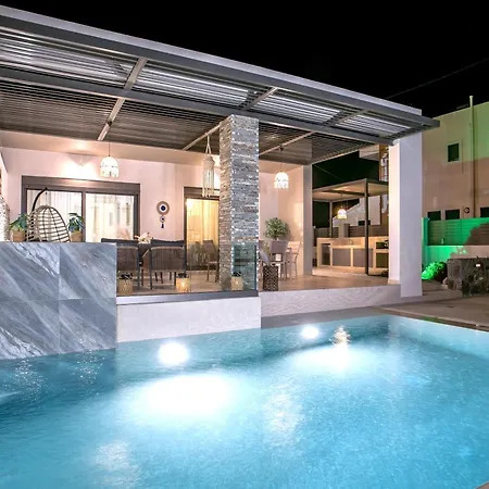 Kiki Luxury Villa *