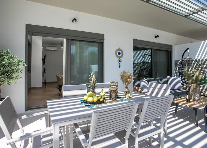 Kiki Luxury * Afantou