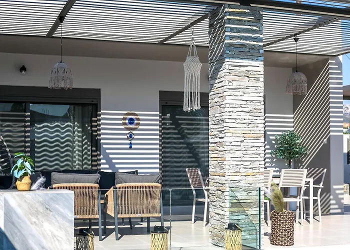 Kiki Luxury Villa Afantou