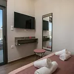 Kiki Luxury 아판토우