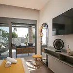 Kiki Luxury