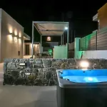 빌라 Kiki Luxury