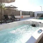 Kiki Luxury 빌라 아판토우